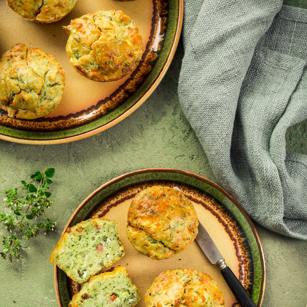 muffins with herbs and broccoli powder from pipingrock